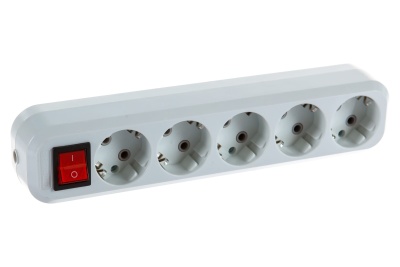 колодка розеточная 5 гнезд 2п+3 с выключателем 16а 250в белая